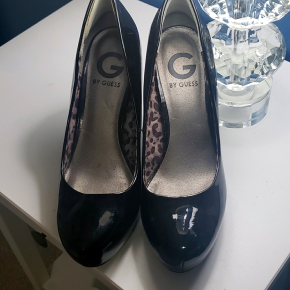 Guess heels❤ - Picture 1 of 4
